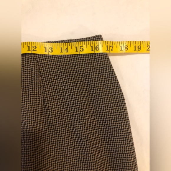J.Jill NWT ponte brown & black houndstooth skirt with pleat in back, pull on, M - Picture 6 of 13